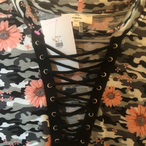 Camo shirt - Picture 2 of 3